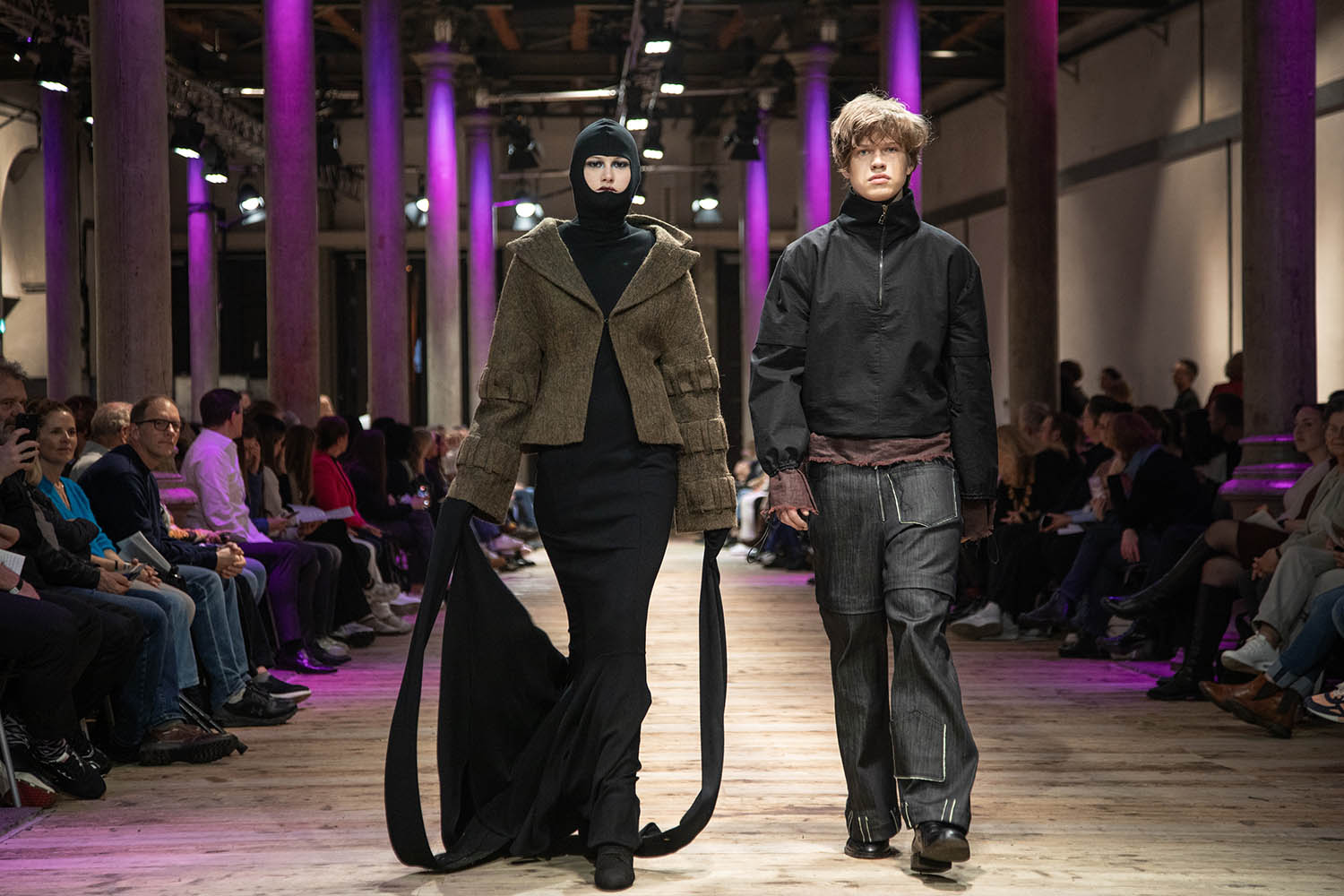 show25 - Fashionshow der Rekorde!